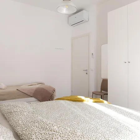 Apartmán 600 Meters From The Sea - Private Courtyard And Parking Diano Marina