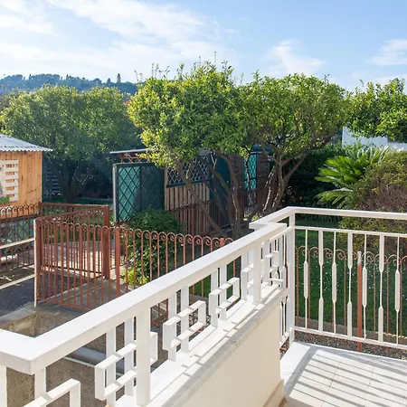 600 Meters From The Sea - Private Courtyard And Parking Apartmán *